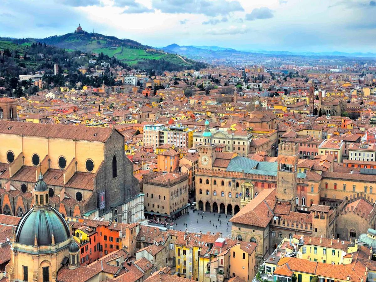 Little Secret Apartment By Wonderful Italy Bologna Exteriör bild